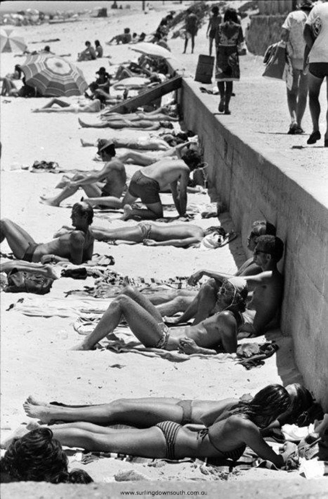 Name:  1974-Cottesloe-Beach.jpg
Views: 611
Size:  162.0 KB